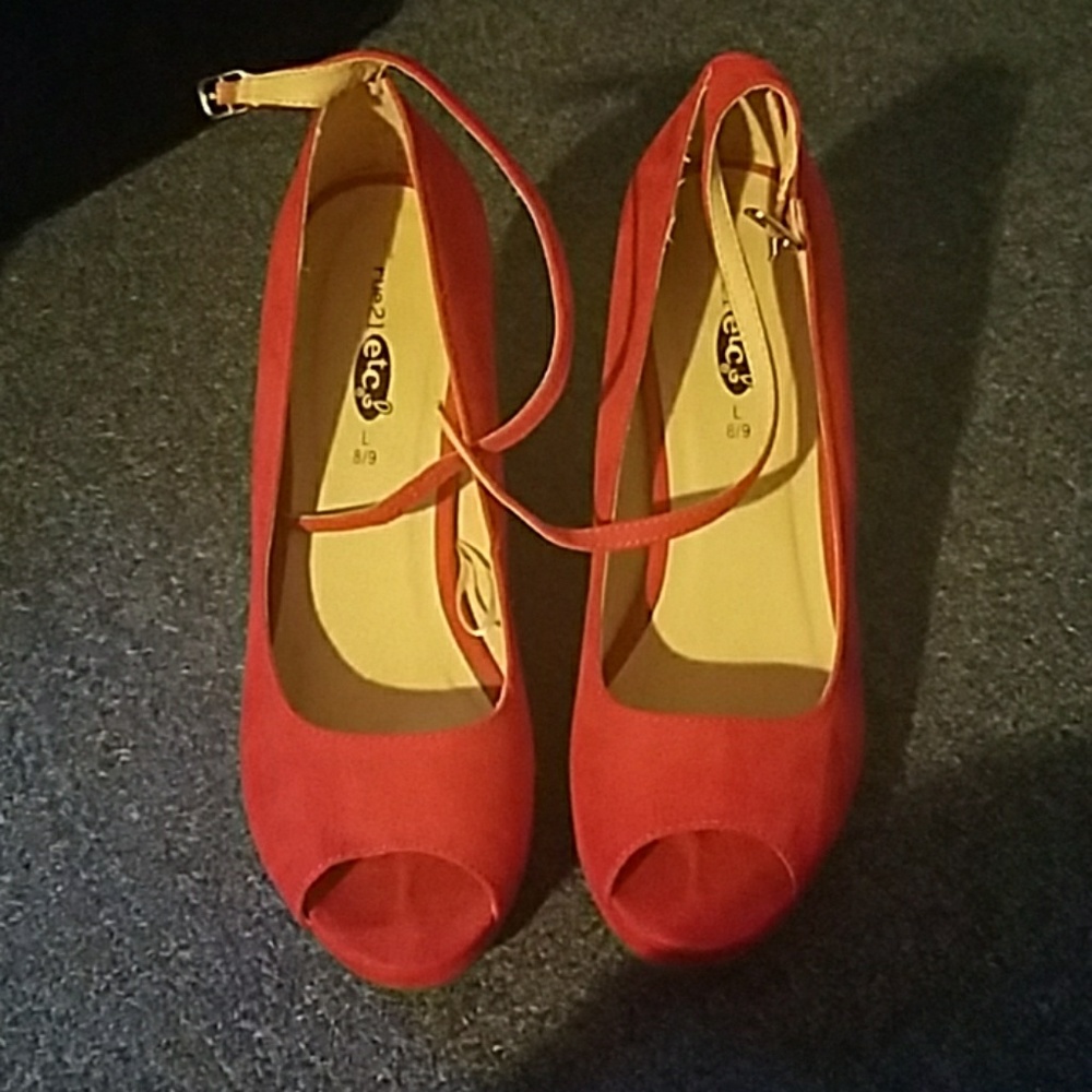 Red wedges